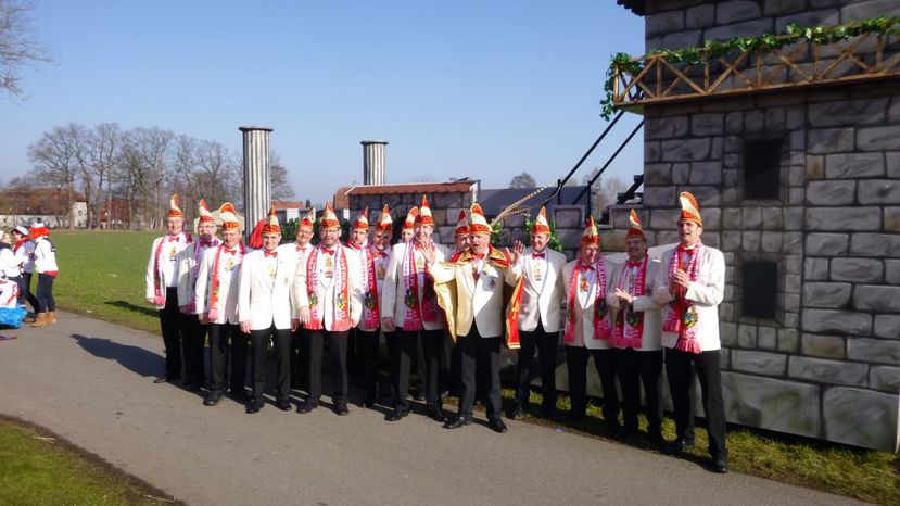 Karneval 2015 – Prinz Molli und AKV Gefolge in Delbrück Karneval 2015 – Prinz Molli und AKV Gefolge in Delbrück