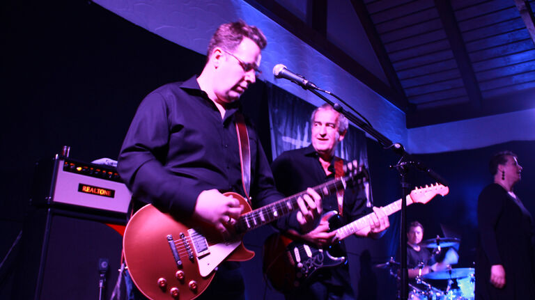 Seven Boots booten den Blues