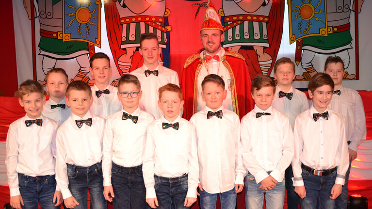 Toller Familienkarneval in ausverkaufter Dorfhalle