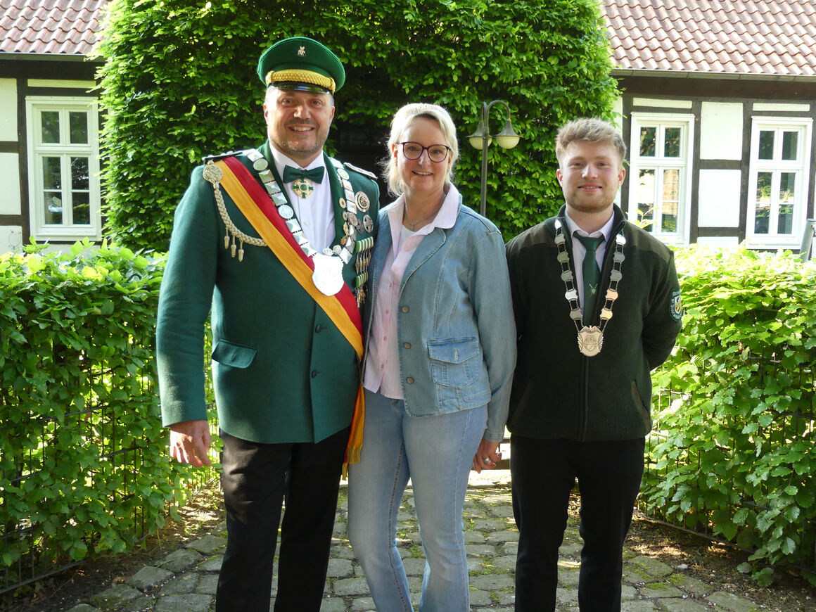Erfolgreiches Vogelschießen: Neues Königspaar Bernd Troja & Birgit Niggemeier