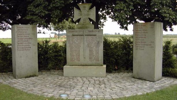 Ehrenmal